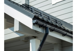 Кронштейн желоба 135 slider ПВХ Grand Line графит (RAL 7024)
